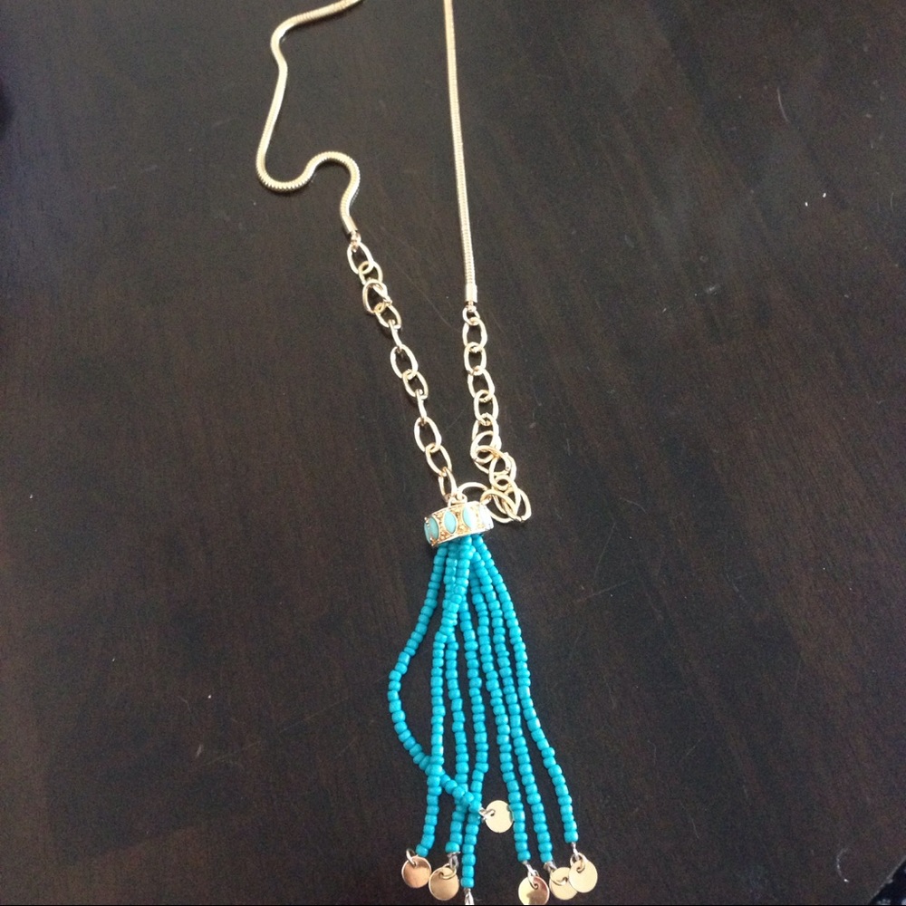 Beautiful tassel necklace by mudd